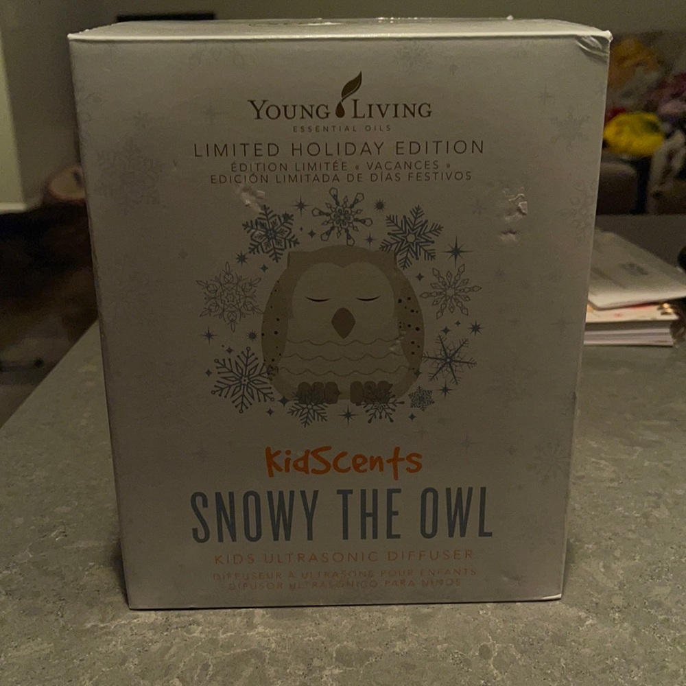 Young Living Limited Edition Snowy the Owl Oil Diffuser